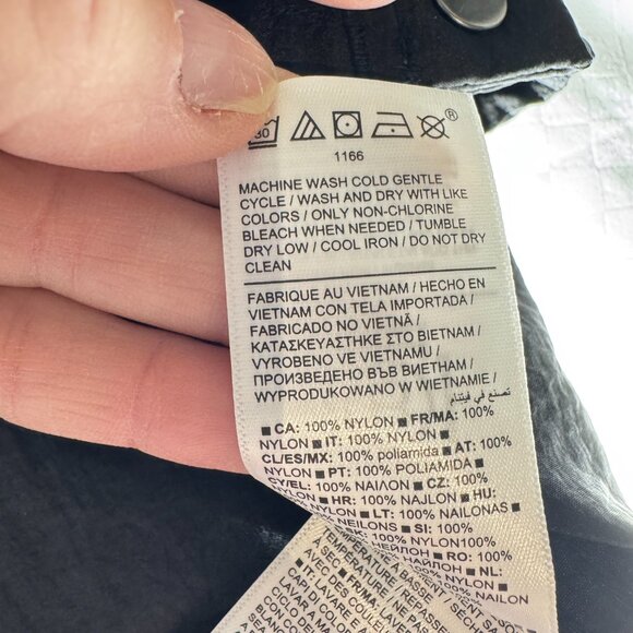 NWOT Athleta Lunar Shine Button Down Shirt in Black - Picture 6 of 11